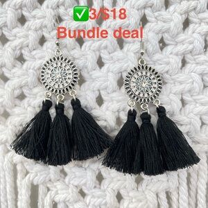 ✅ 3/18 🆕 Boho Tassel earrings Black